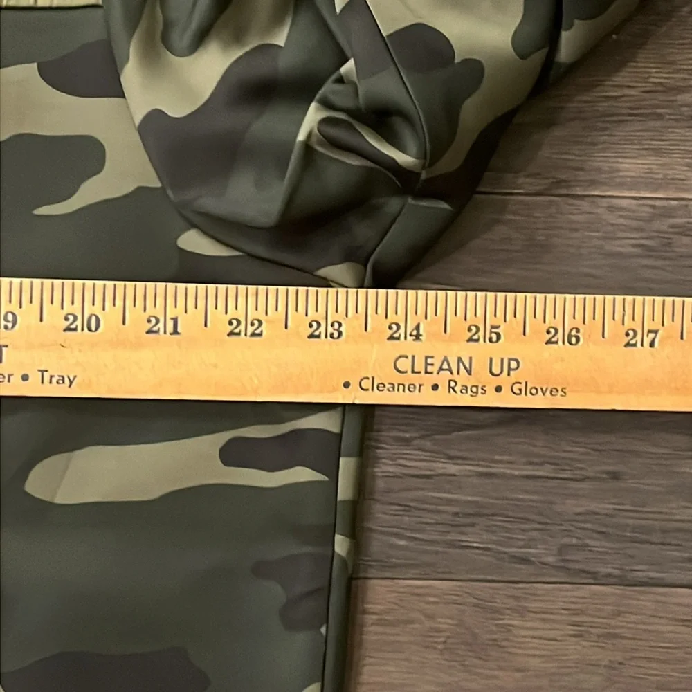 Swims Tind Full Zip Camo Jacket Hoodie new green camo Mens Size XL